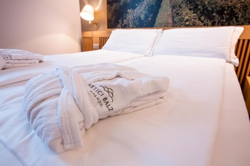 Wine Hotel Retici Balzi image 13